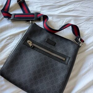 Gucci GG Black Messenger